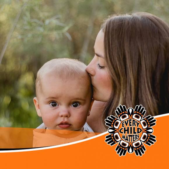 Meet your Posher, Brooke - Picture 1 of 1